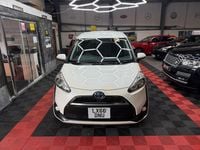 Used Toyota Sienta 2022 White MPV