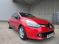 Used Renault Clio IV Dynamique 2016 Red Hatchback
