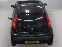 Used Peugeot 107 68 HP (50 kW) 2011 Black Hatchback