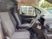 Second-hand Vauxhall Combo 2022 Negru Monovolum