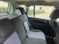 Usado Ford Fusion Zetec 80 CV (58 kW) 2011 Plateado Utilitario