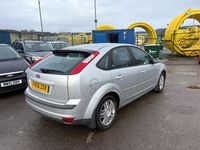 Used Ford Focus Ghia 2006 Grey Hatchback