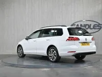 Used VW Golf VII Match 116 HP (85 kW) 2019 White Estate