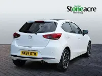 Usado Mazda 2 Homura-Aka 116 CV (85 kW) 2024 Blanco Utilitario