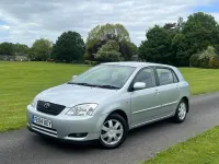 Used Toyota Corolla 97 HP (71 kW) 2004 Silver Hatchback