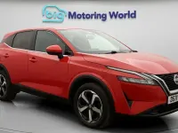 Used Nissan Qashqai N-Connecta 140 HP (102 kW) 2022 Red SUV