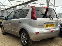 Begagnad Nissan Note N-TEC 110 HK (80 kW) 2011 Silver Halvkombi