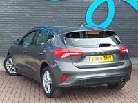Używany Ford Focus Zetec 120 KM (88 kW) 2018 Szary Hatchback