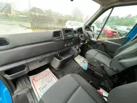 Used Renault Master Business 2021 Blue Van