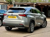Usado Lexus NX300h Luxury Line 197 CV (144 kW) 2014 Plateado SUV