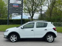 Used Dacia Sandero Lauréate 2016 White Hatchback