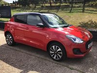 Usado Suzuki Swift SZ5 90 HP (66 kW) 2018 Vermelho Citadino