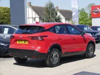 Used Nissan Qashqai Acenta Premium 2022 Red SUV