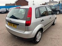 Used Ford Fiesta Studio 75 HP (55 kW) 2005 Silver Hatchback