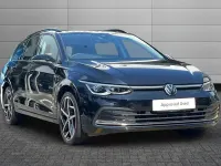 Used VW Golf VIII Style 148 HP (108 kW) 2023 Deep black Estate