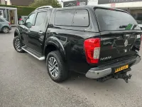 Begagnad Nissan Navara Tekna 190 HK (139 kW) 2018 Svart Pickup