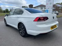 Begagnad VW Passat SEL 150 HK (110 kW) 2021 Vit Sedan