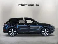 Used Porsche Cayenne 349 HP (256 kW) 2025 Black SUV