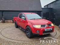 Used Mitsubishi L200 176 HP (129 kW) 2010 Red Pickup