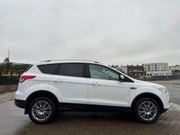 Begagnad Ford Kuga Titanium X 2014 Vit SUV