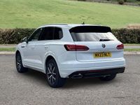 Used VW Touareg R-line 286 HP (210 kW) 2023 White SUV