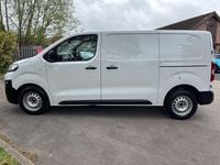 Usado Citroën Dispatch 2023 Branco Monovolume