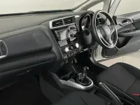 Second-hand Honda Jazz S 102 CP (75 kW) 2019 Alb Hatchback