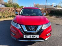 Used Nissan X-Trail N-Connecta 130 HP (95 kW) 2017 Blush red metallic SUV