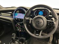 Usado Mini Cooper S Hatch 178 CV (130 kW) 2021 Plateado Utilitario