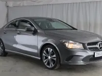 Usado Mercedes CLA200 136 HP (100 kW) 2016 Cinzento Sedan