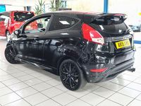 Used Ford Fiesta Zetec 140 HP (102 kW) 2015 Black Hatchback