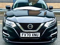 used Nissan Qashqai i 1.3 DiG-T N-Connecta 5dr [Glass Roof Pack] SUV