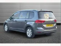 Usado VW Touran Family 150 HP (110 kW) 2019 Cinzento Monovolume