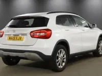 Used Mercedes GLA200 SE 156 HP (114 kW) 2019 White SUV