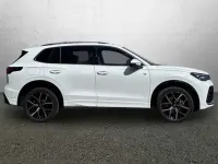 Second-hand VW Tiguan R-line 204 CP (150 kW) 2024 Alb SUV