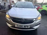 Begagnad Vauxhall Astra Elite 150 HK (110 kW) 2016 Silver Halvkombi