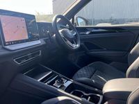 Usado VW Tiguan R-line 272 HP (200 kW) 2025 Prateado SUV