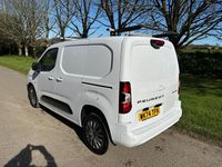 Used Peugeot Partner 130 HP (95 kW) 2024 White MPV