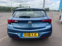 Used Vauxhall Astra 110 HP (80 kW) 2016 Blue Hatchback