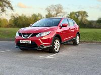 Used Nissan Qashqai Acenta 115 HP (84 kW) 2015 Red SUV