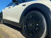 Używany Mini Cooper Hatch 136 KM (100 kW) 2018 Biały Hatchback