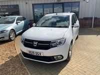 Gebraucht Dacia Sandero Comfort 2019 Weiß Kleinwagen