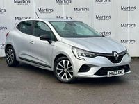 Używany Renault Clio V Evolution 90 KM (66 kW) 2023 Srebrny Hatchback