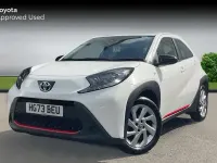 Used Toyota Aygo X PURE 72 HP (52 kW) 2023 White SUV