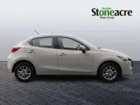 Usado Mazda 2 Center-Line 116 HP (85 kW) 2024 Cinzento Citadino