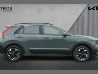 Used Kia e-Niro 150 kW (204 HP) 2023 Green SUV