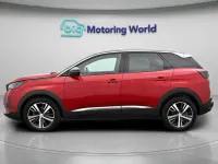 Gebraucht Peugeot 3008 Allure+ 136 PS (100 kW) 2023 Rot SUV