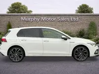 Second-hand VW Golf VII Style 150 CP (110 kW) 2021 Alb Hatchback