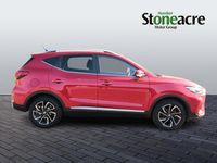 Used MG ZS Exclusive 106 HP (77 kW) 2024 Red SUV