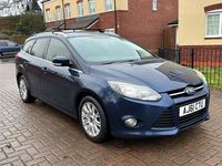 Begagnad Ford Focus Titanium 125 HK (91 kW) 2011 Blå Kombi